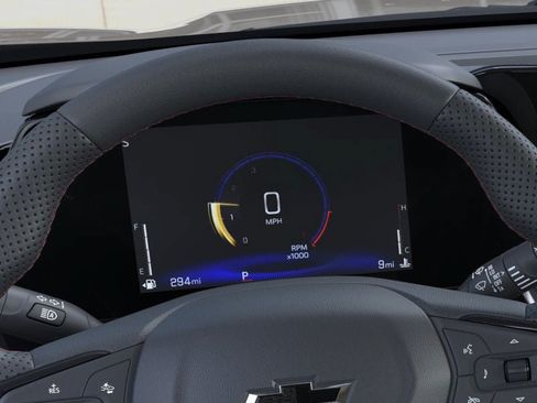 New 2026 Chevrolet Trax RS w/ Sunroof Package FWD image 34