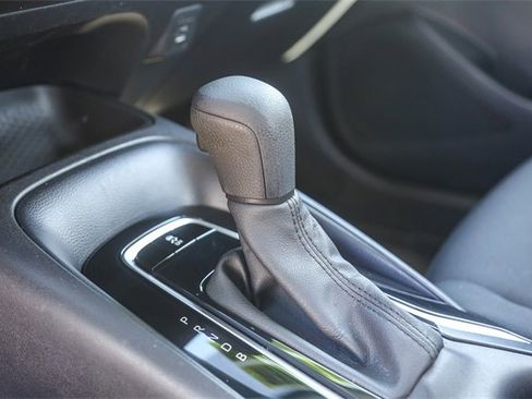 Used 2024 Toyota Corolla LE image 24