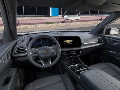 New 2026 Chevrolet Traverse LT w/ LPO, Floor Liner Package image 15