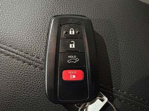 Certified 2019 Toyota RAV4 Limited image 24