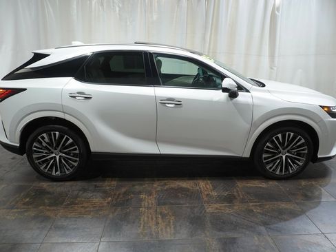 Used 2025 Lexus RX 350 Premium Plus w/ Convenience Package image 4