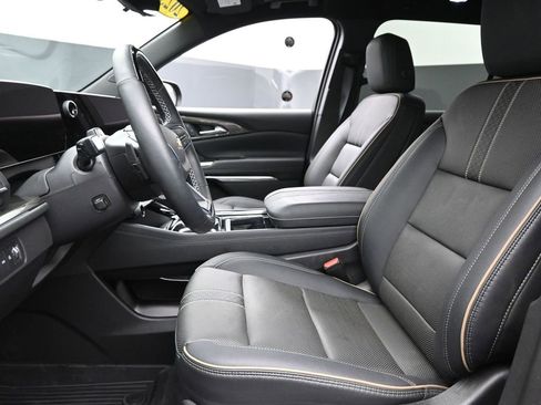 Certified 2025 Chevrolet Traverse High Country w/ LPO, Floor Liner Package image 17