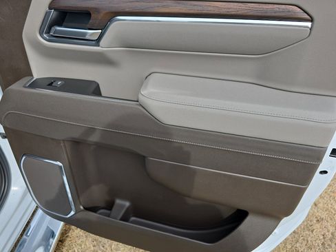 New 2026 GMC Sierra 1500 SLT w/ SLT Premium Plus Package image 16