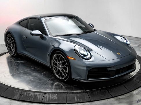 Used 2025 Porsche 911 Carrera image 26