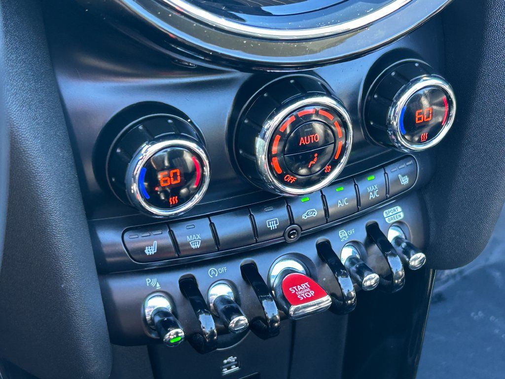 Used 2024 MINI Cooper S w/ Seaside Edition FWD image 26