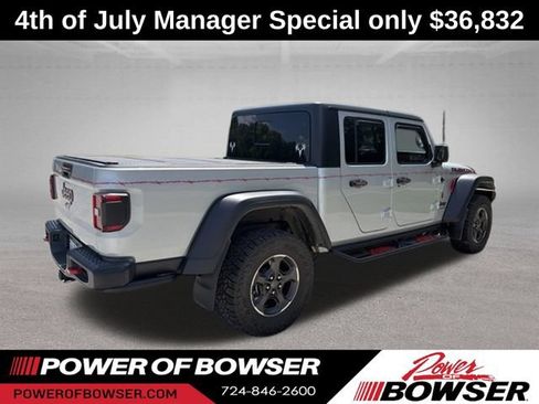 Used 2023 Jeep Gladiator Rubicon w/ Cold Weather Group AWD/4WD image 5