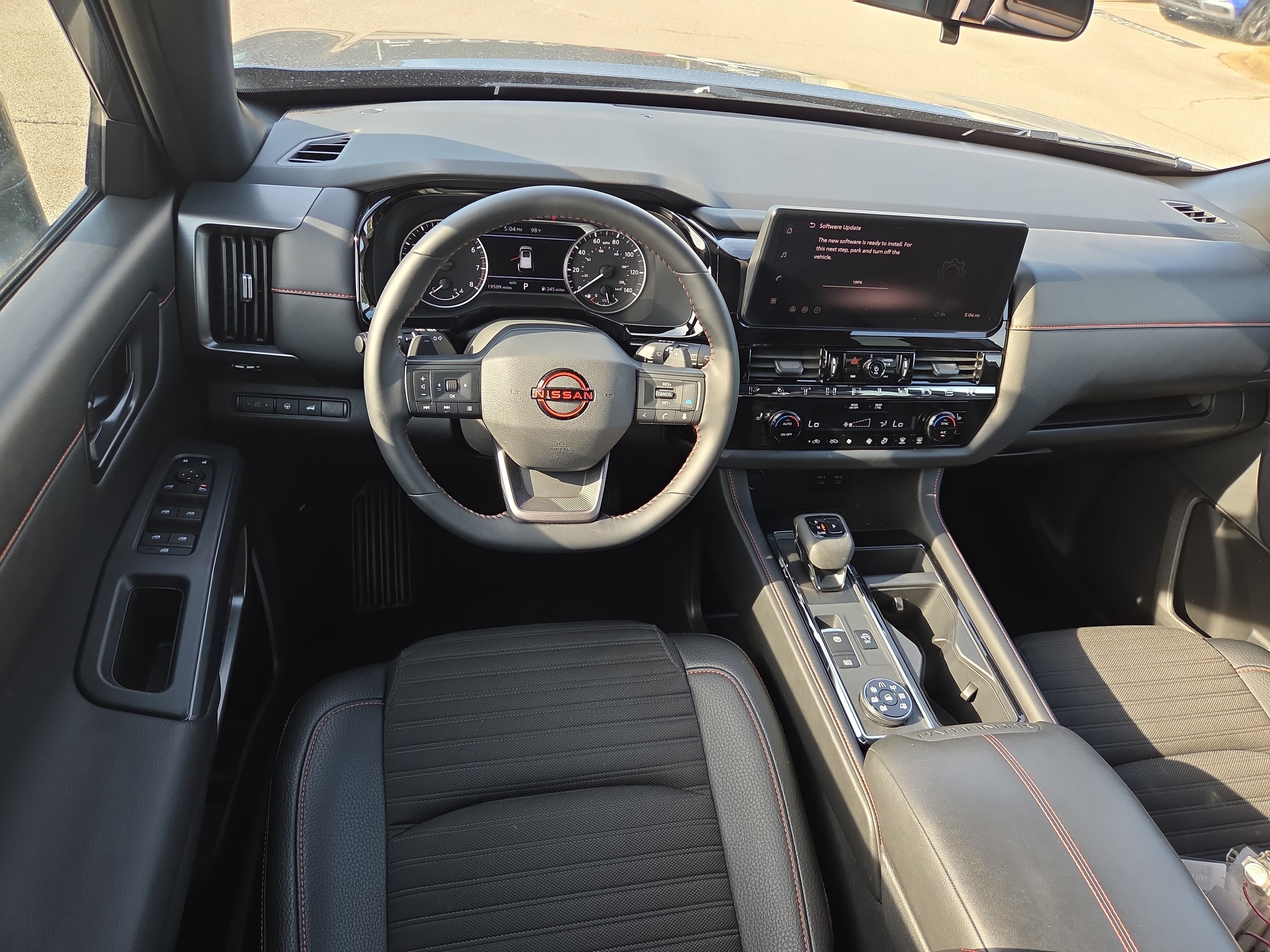 Used 2026 Nissan Pathfinder Rock Creek AWD/4WD image 9