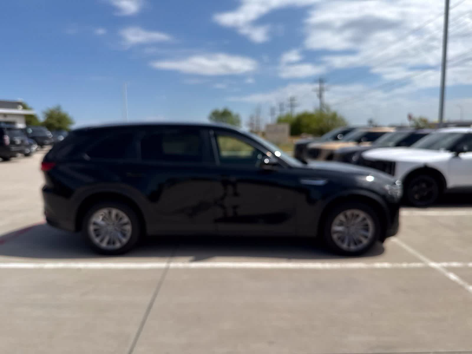 Used 2025 MAZDA CX-90 3.3 Turbo w/ Select Package AWD/4WD image 4
