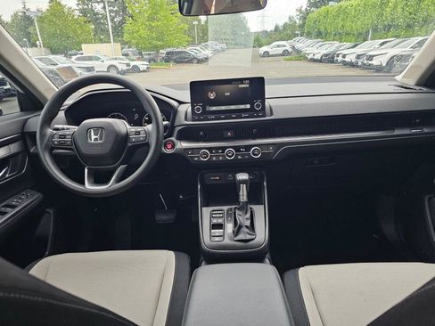 Used 2023 Honda CR-V EX image 19