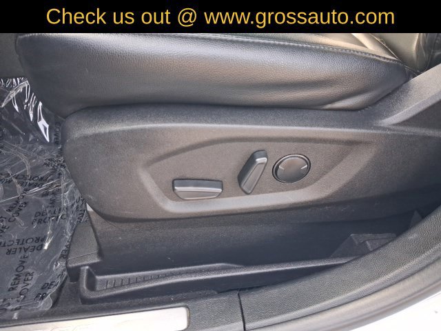 Used 2023 Ford Edge Titanium AWD/4WD image 12