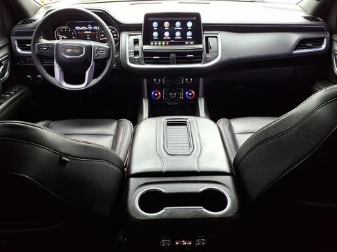 Certified 2021 GMC Yukon XL SLT AWD/4WD image 10