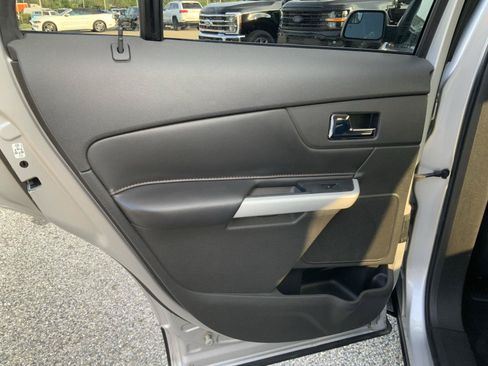 Used 2013 Ford Edge SEL FWD image 38
