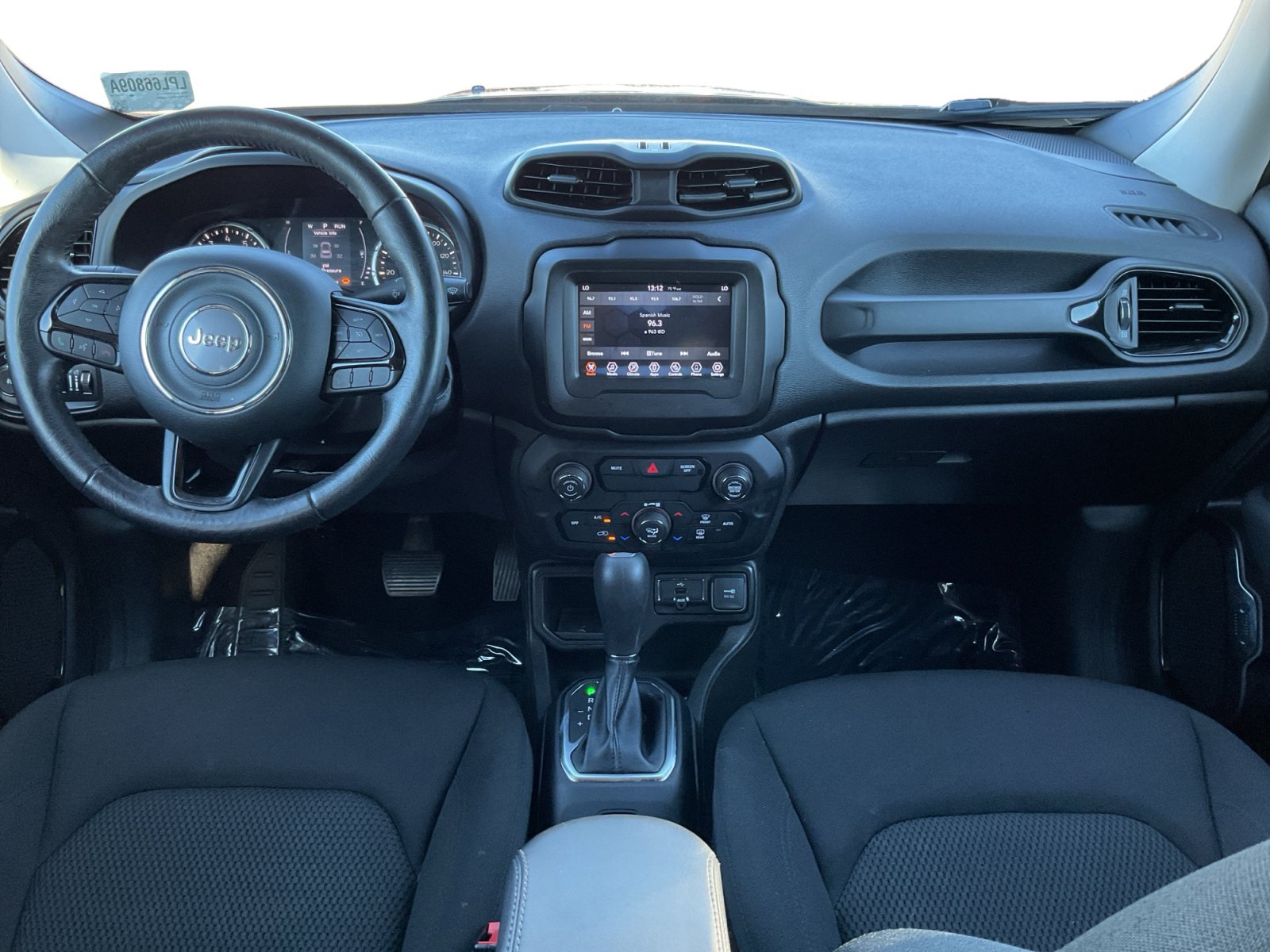 Used 2020 Jeep Renegade Altitude FWD image 10