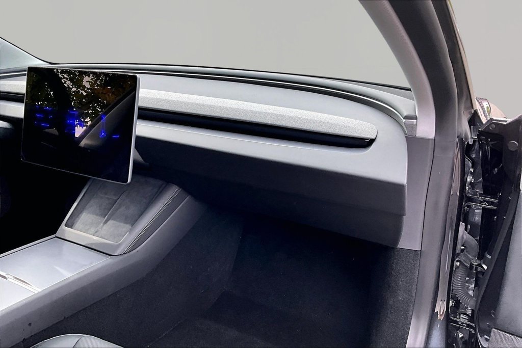 Used 2025 Tesla Model 3 Long Range RWD image 17