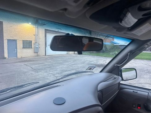 Used 2005 Chevrolet Astro Passenger AWD w/ LT Preferred Equipment Group image 17