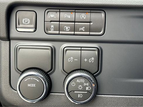 New 2026 Chevrolet Tahoe LT w/ Comfort Package RWD image 10