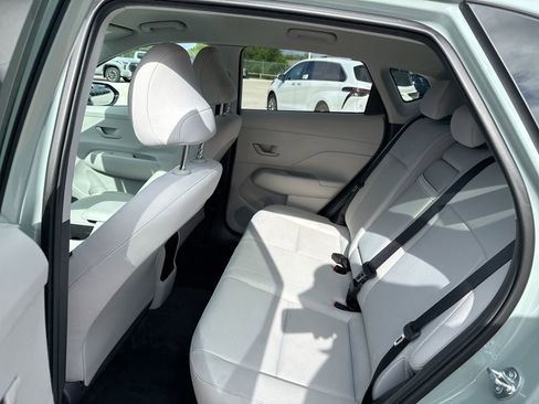 Used 2025 Hyundai Kona SEL FWD image 23