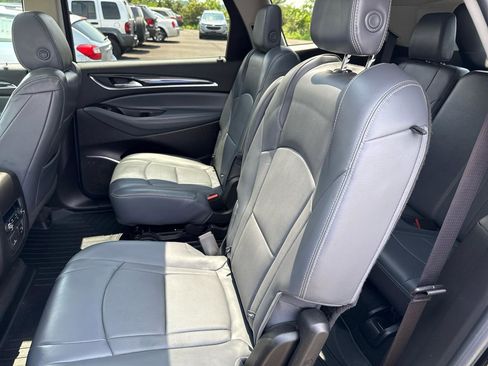 Used 2018 Buick Enclave Premium w/ Experience Buick Package AWD/4WD image 14