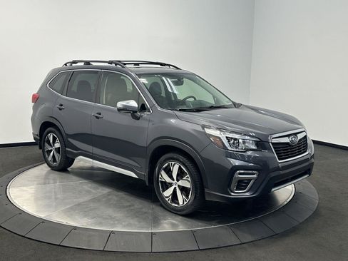 Used 2020 Subaru Forester Touring w/ Popular Package #2 AWD/4WD image 2