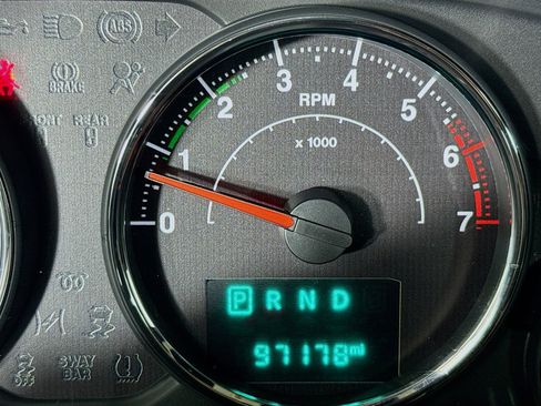 Used 2018 Jeep Wrangler Unlimited Sahara w/ Dual Top Group image 15