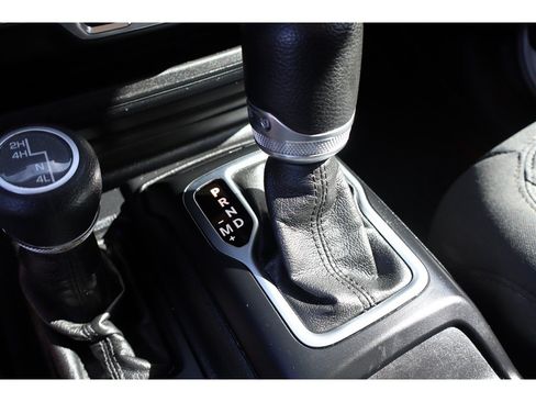Used 2020 Jeep Gladiator Sport w/ Quick Order Package 24S AWD/4WD image 32