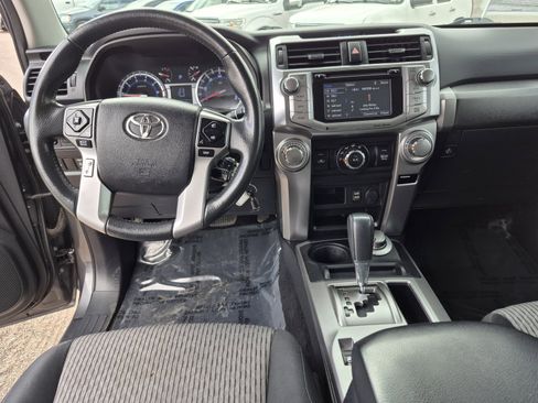 Used 2018 Toyota 4Runner SR5 image 18
