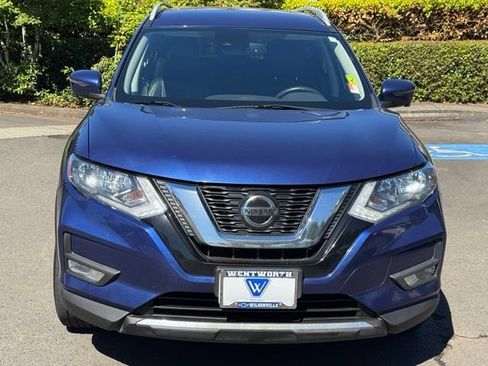 Used 2020 Nissan Rogue SL AWD/4WD image 2