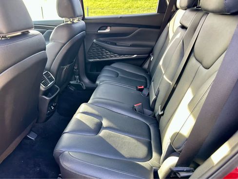 Used 2019 Hyundai Santa Fe FWD image 12