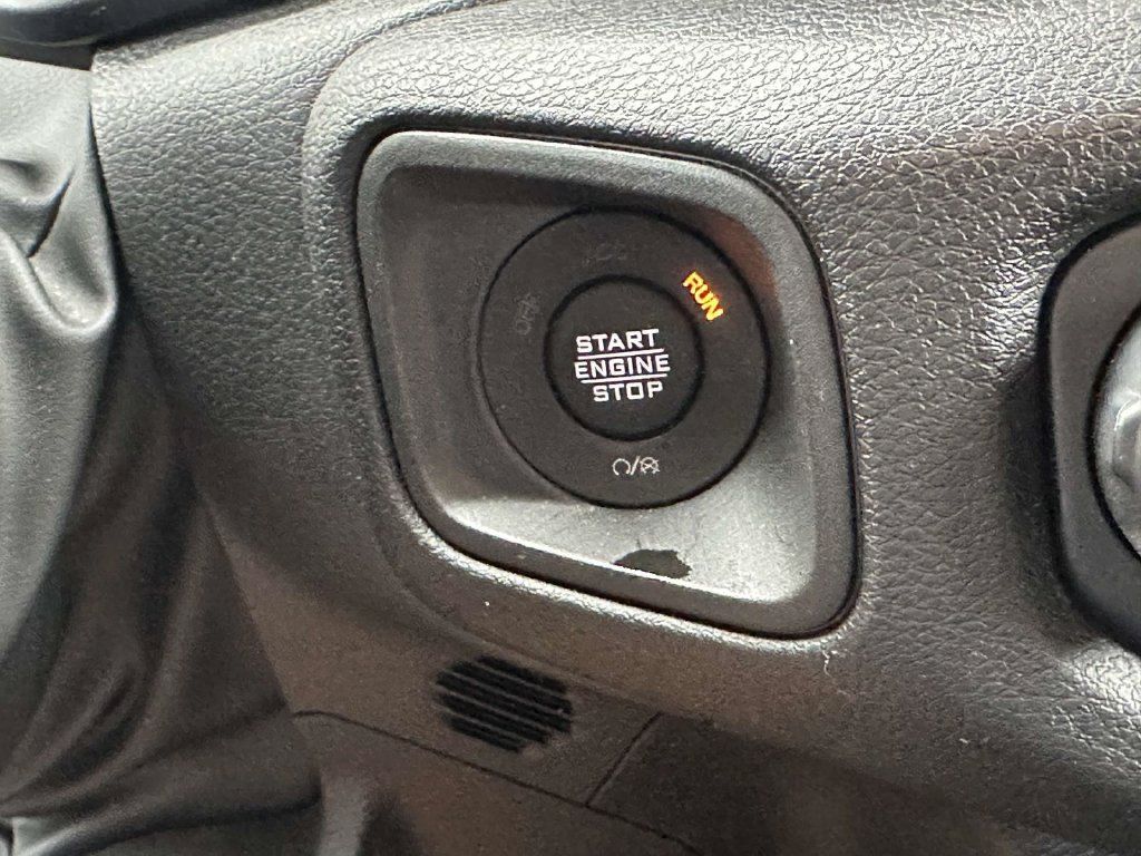 Used 2024 Jeep Wrangler Sport AWD/4WD image 32