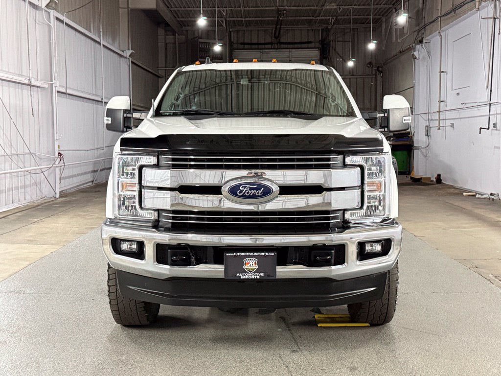 Used 2019 Ford F350 Lariat w/ Lariat Ultimate Package AWD/4WD image 3