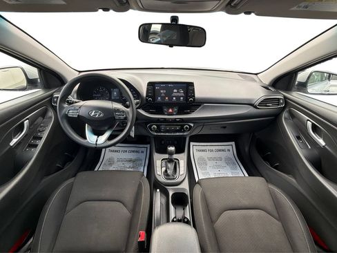 Used 2018 Hyundai Elantra GT FWD image 26