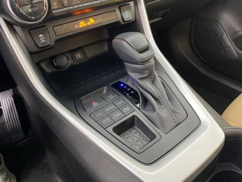 New 2025 Toyota RAV4 XLE w/ Convenience Package image 20