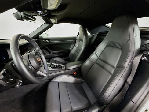 Used 2025 Porsche 911 Carrera image 2