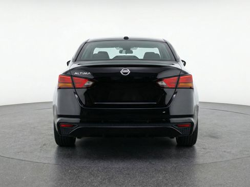 Used 2025 Nissan Altima 2.5 SV image 7