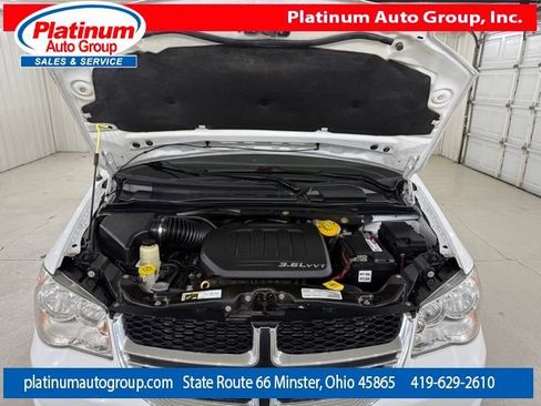 Used 2017 Dodge Grand Caravan SE FWD image 53