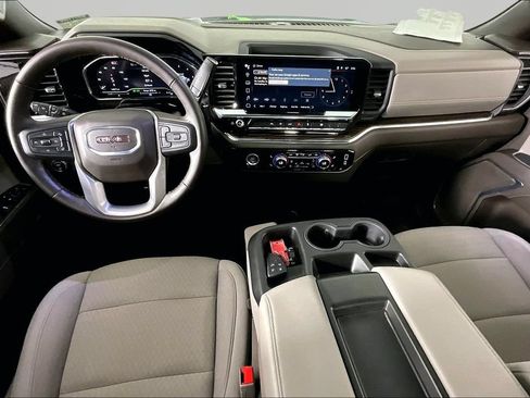 Used 2024 GMC Sierra 1500 SLE AWD/4WD image 8
