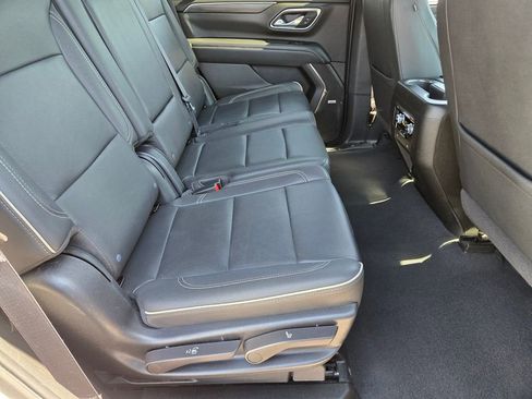 Used 2023 GMC Yukon SLT image 20