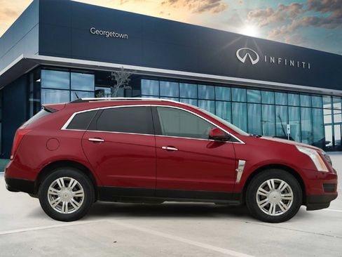 Used 2012 Cadillac SRX Luxury image 4
