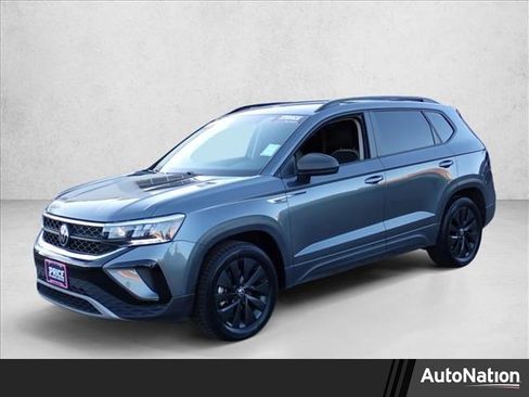 Used 2022 Volkswagen Taos S image 1