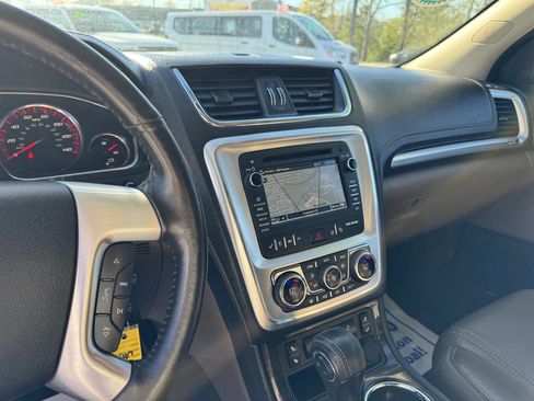Used 2017 GMC Acadia Limited SLT AWD/4WD image 36