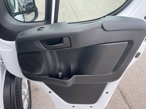 New 2026 RAM ProMaster 2500 w/ Quick Order Package 22G SLT image 19