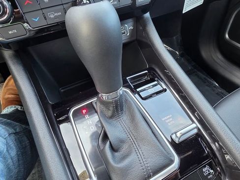 New 2026 Jeep Compass Latitude image 16