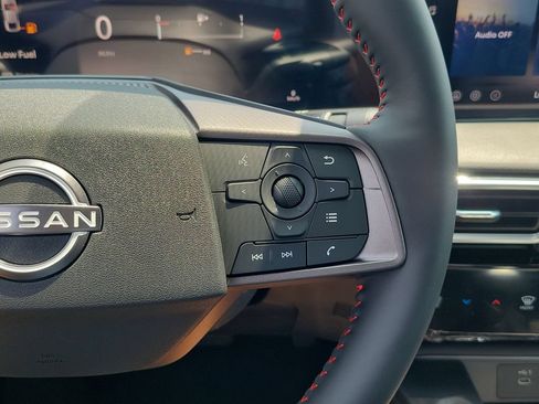 New 2026 Nissan Sentra SR w/ SR Premium Package FWD image 6