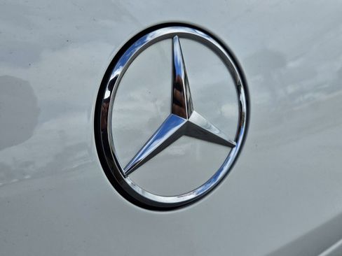Certified 2024 Mercedes-Benz GLC 300 4MATIC image 19