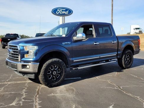 Used 2017 Ford F150 XLT w/ Equipment Group 302A Luxury image 3