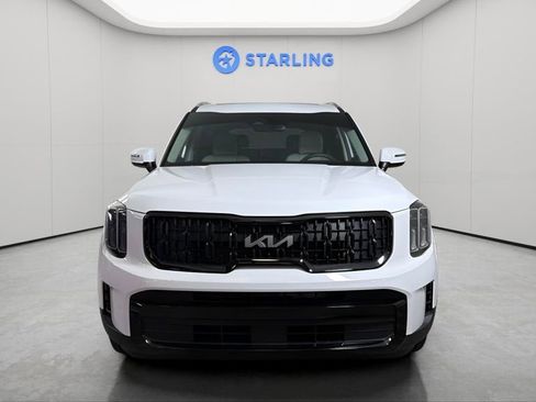 Used 2024 Kia Telluride EX w/ EX Captain's Chair Package FWD image 15