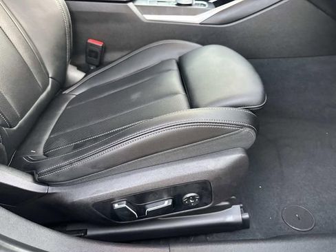 Used 2024 BMW 330i 330i image 11