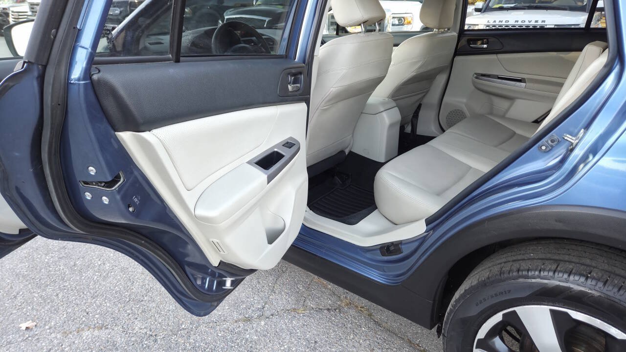 Used 2014 Subaru Crosstrek Touring AWD/4WD image 28