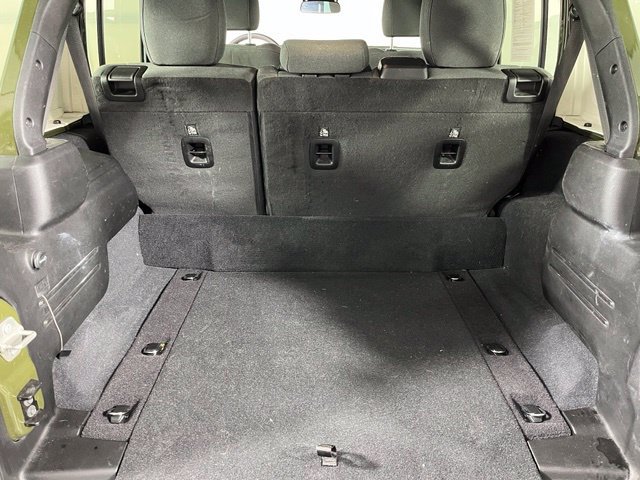 Used 2024 Jeep Wrangler Unlimited AWD/4WD image 41