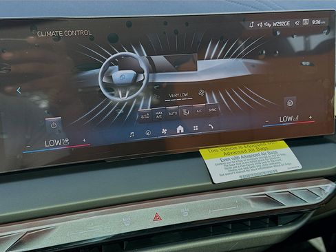 New 2025 BMW X3 xDrive30i w/ Premium Package image 13